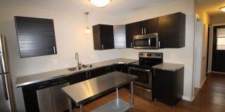 Englewood Drive - Northwest Blvd Gallery 1