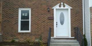 3 Bedroom 1 full and 2 half bath Townhouse Gallery 3