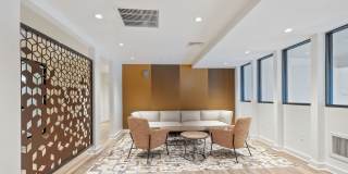 Windsor at Liberty House Gallery 18