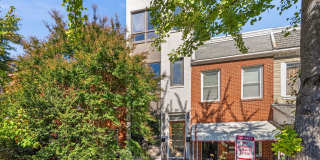 Stylish 2-Level Condo with Private Yard & Chef’s Kitchen Near Petworth Metro! Gallery 30