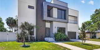 4426 W EUCLID Avenue 4426 W EUCLID Avenue Gallery 1