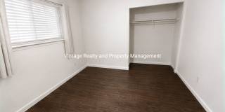 Updated 2-bedroom, 1 bathroom Tri-plex unit located in North Stockton. Gallery 6