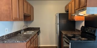 Embassy West Apartments Gallery 3