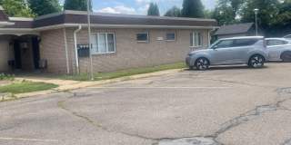 1 Bedroom 1 Bath-Moon Township Gallery 1