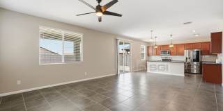 17851 W Daley Ln Gallery 7