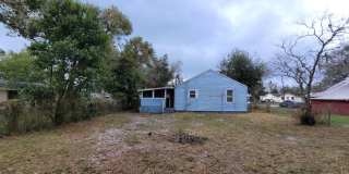 ADORABLE 2 Bedroom | 1 Bath House Available for Rent in Lakeland *MOVE-IN SPECIAL* Gallery 13