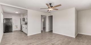 1321 N 48th Place Gallery 4