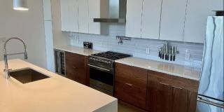 522 S Harrington Street unit: 102 Gallery 9