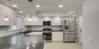 5046 Schumann Drive Gallery 18