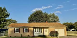 404 S Hickory Drive Gallery 1