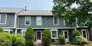 Spacious 2 Bed 2.5 Bath | Hardwood Floors & 2 Parking Spaces Gallery 1