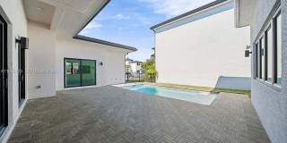 5718 Ashwood Cir W Gallery 37