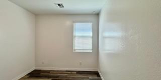 9006 W Rancho Drive Gallery 15