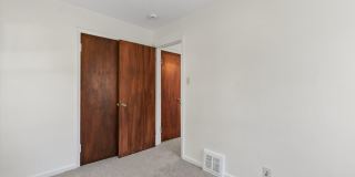 $1250 3 bed Bungalow Gallery 14