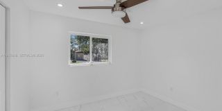 2901 SW 92nd Ave Gallery 15