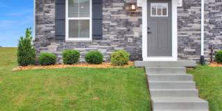 End-unit Townhouse with mountain views Gallery 3