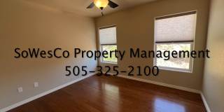 Gorgeous Townhome in Central Farmington with Three Bedroom Plus an Office Gallery 16