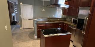 901 South Front Street Gallery 4