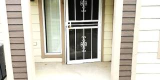 Great Littleton Condominium with Garage Gallery 7