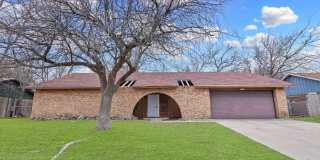 406 W Voelter Ave Gallery 1