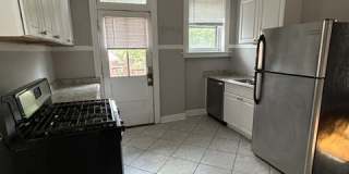 6041 Waterman Boulevard Gallery 14
