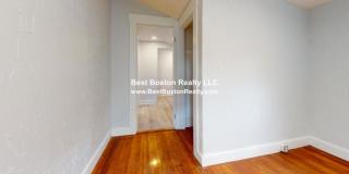17 Hinckley St. Gallery 7
