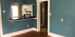 VINTAGE BUNGALOW NEAR CORBIN PARK AVAILABLE NOW!! Gallery 3