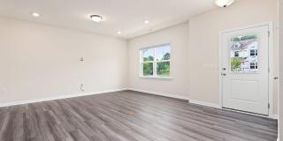 Like-New Townhome Walk to Downtown | Garage + Internet Included Gallery 4