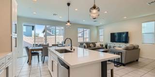 4 Bed 3 Bath Luxury FURNISHED Home for Rent! Gallery 12