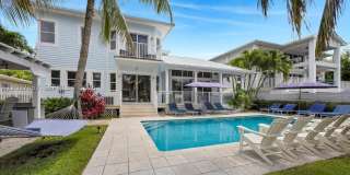 1074 NE Little River Dr Gallery 29
