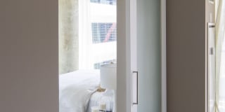 State and Grand Gallery 38