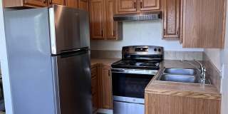 565 Roberts Street lot: C Gallery 13