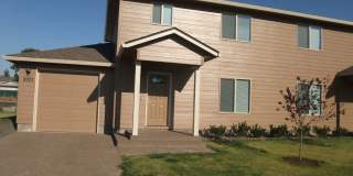 Newer 3 bedroom 2 1/2 bath with AC.  Owner paid Water/Sewer ! Gallery 1