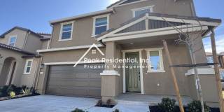 Newer Sacramento 4bd/2.5ba Home! Gallery 3