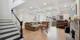214 Walnut Street Gallery 4