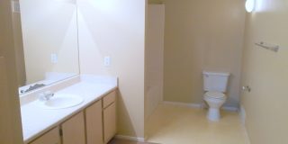 Convenient 1st Floor Condo in Gated Community with Pool Gallery 12