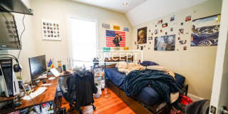 148 Hillside St. Gallery 6