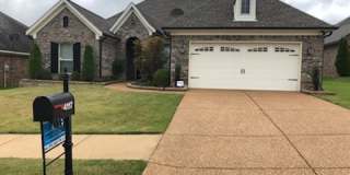 COMING SOON!Lovely home ready for your family! Bethel Park Subdivision Gallery 10