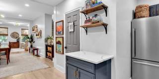 80 Hanford Street Gallery 22