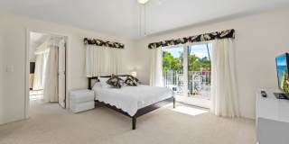 Kahala Oasis: Expansive 6BR Luxury Estate w/ Pool, Spa & Minutes to Beach Gallery 74