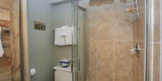 Move in Special! Keystone 2 bed/2bath! Plus Bonus Room  Pool and Hot Tubs!  BIKE STORAGE! Gallery 28