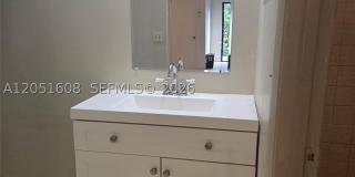 818 E Palm Run Dr Gallery 8