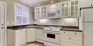 1020 W LOMBARD Street Gallery 5