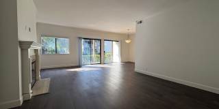 Updated 3 BR Condo at The Enclave in Redwood Oaks Updated 3 BR Condo at The Enclave in Redwood Oaks Gallery 4