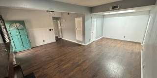 Upscale Mountain Side  2 Bed 2 Bath Townhome in El Paso perfectly located Gallery 5
