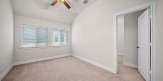 11518 HOLLERING PASS Gallery 16