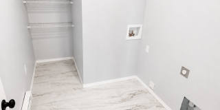 2901 Patch Street Gallery 24
