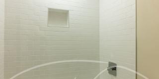 Spacious 2 bedroom duplex with attached garage Gallery 14