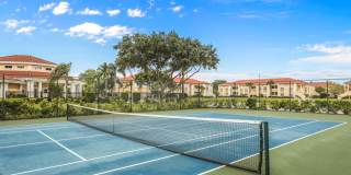 Beautiful furnished & turnkey ready  2/2 unit available now for an annual lease Gallery 43