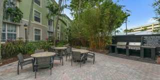 1919 Van Buren Street Gallery 5